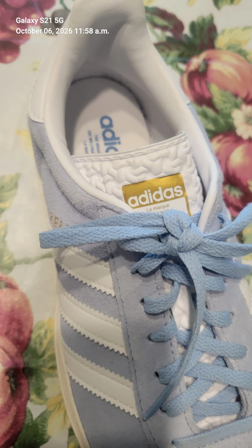 Ladies addidas running shoes - photo 2