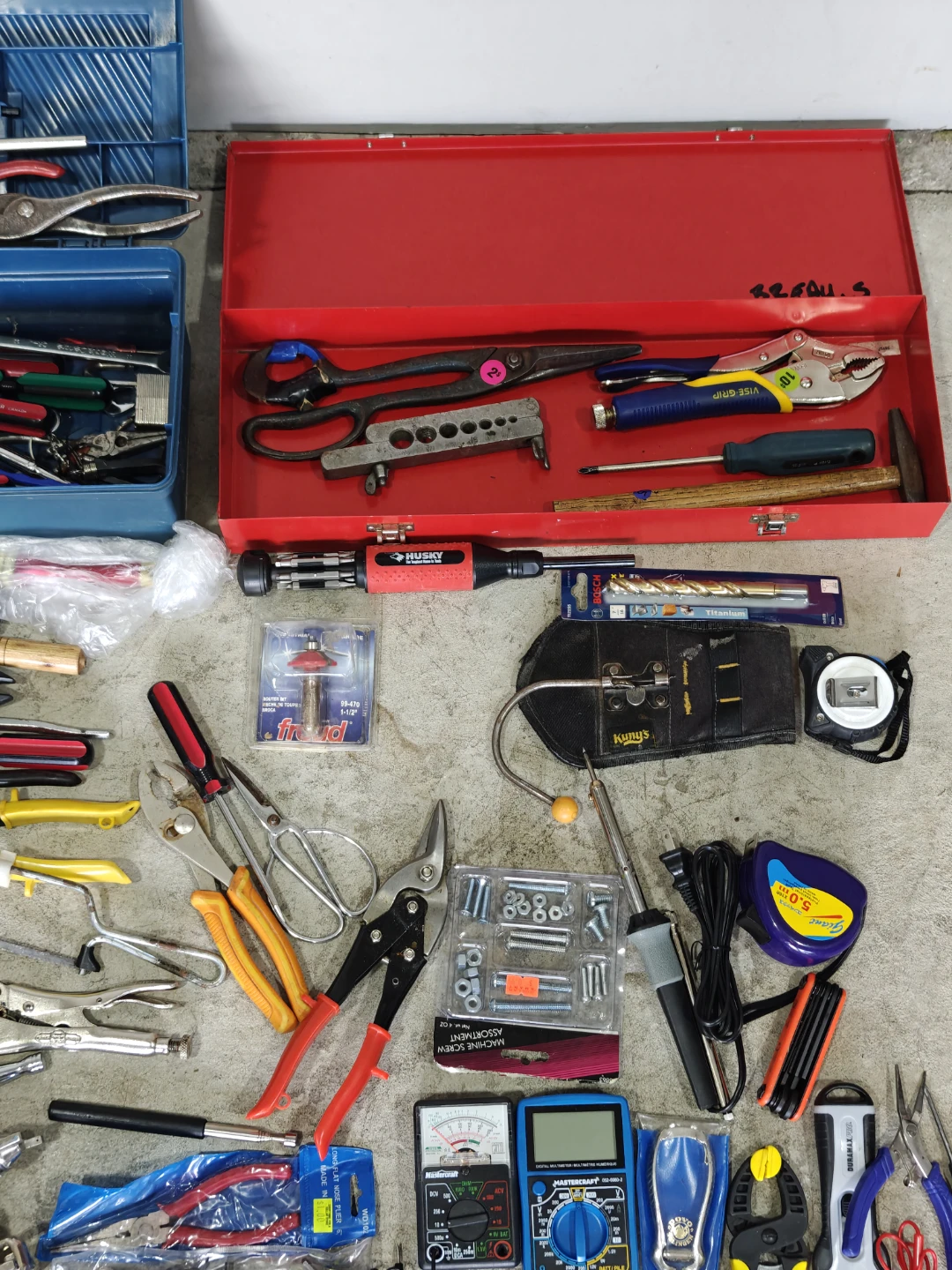 Huge Hand Tool Lot w/ Toolboxes - photo 2