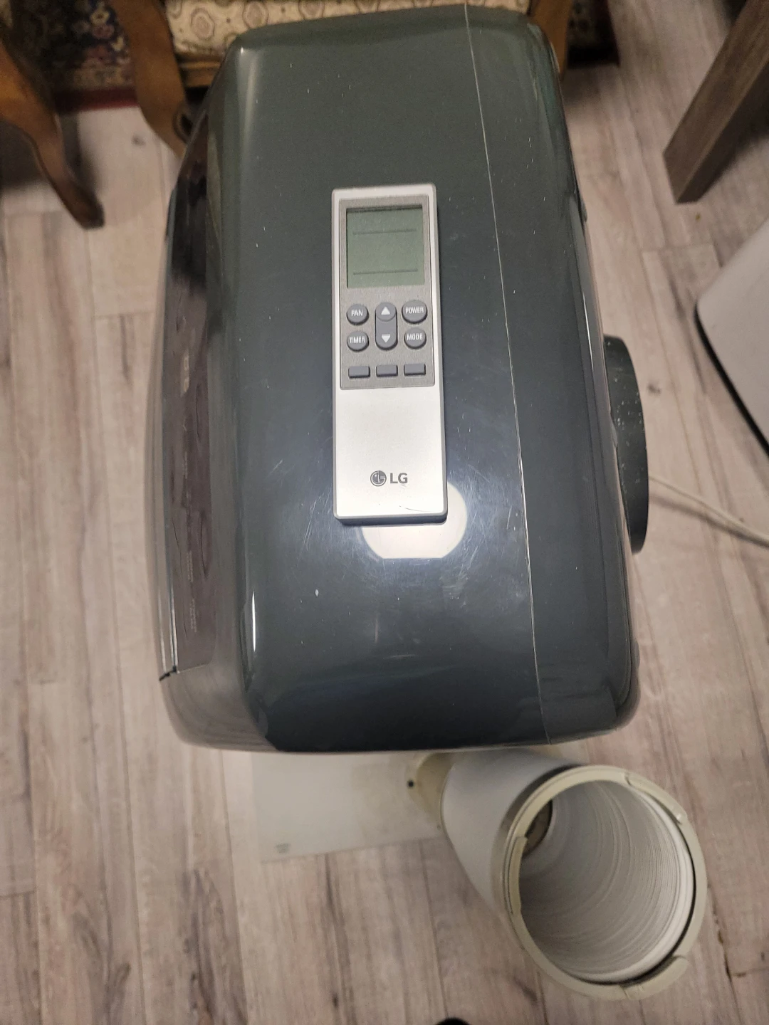 LG 12,000 BTU Portable Air Conditioner - photo 3