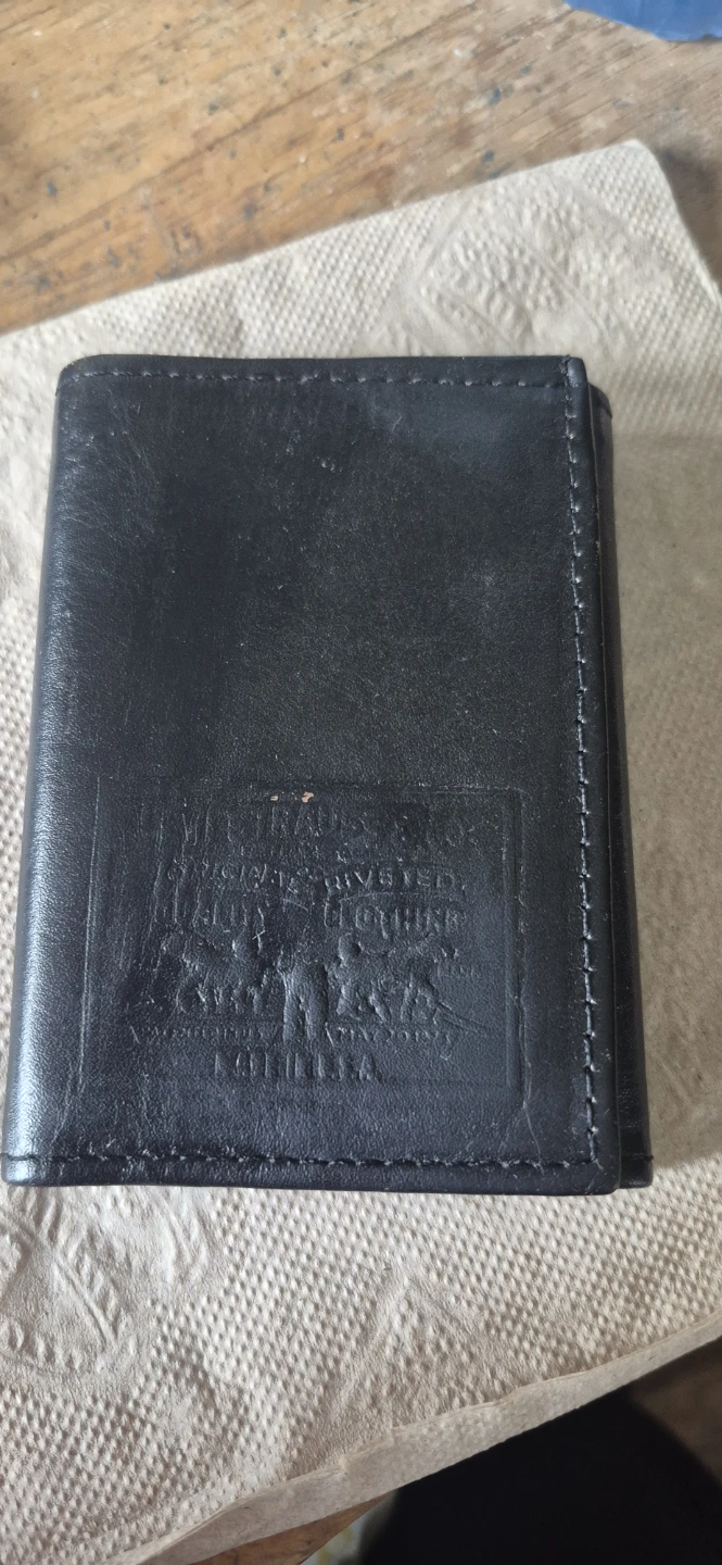 Levi's leather Trifold Wallet