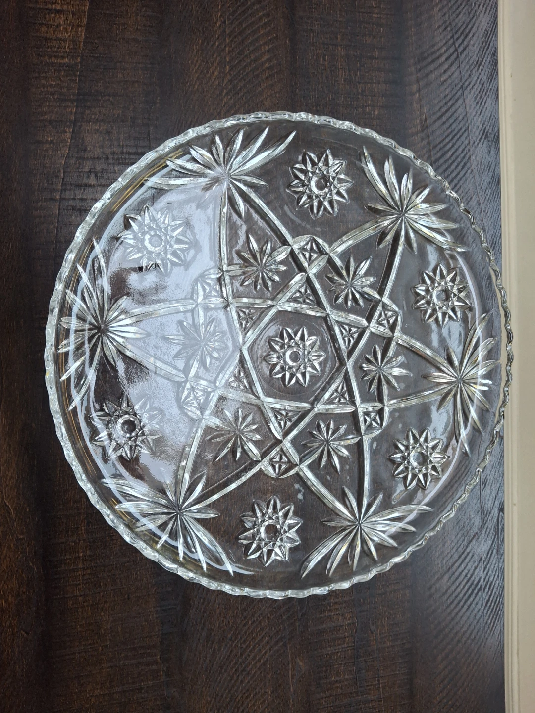 Large cake plate