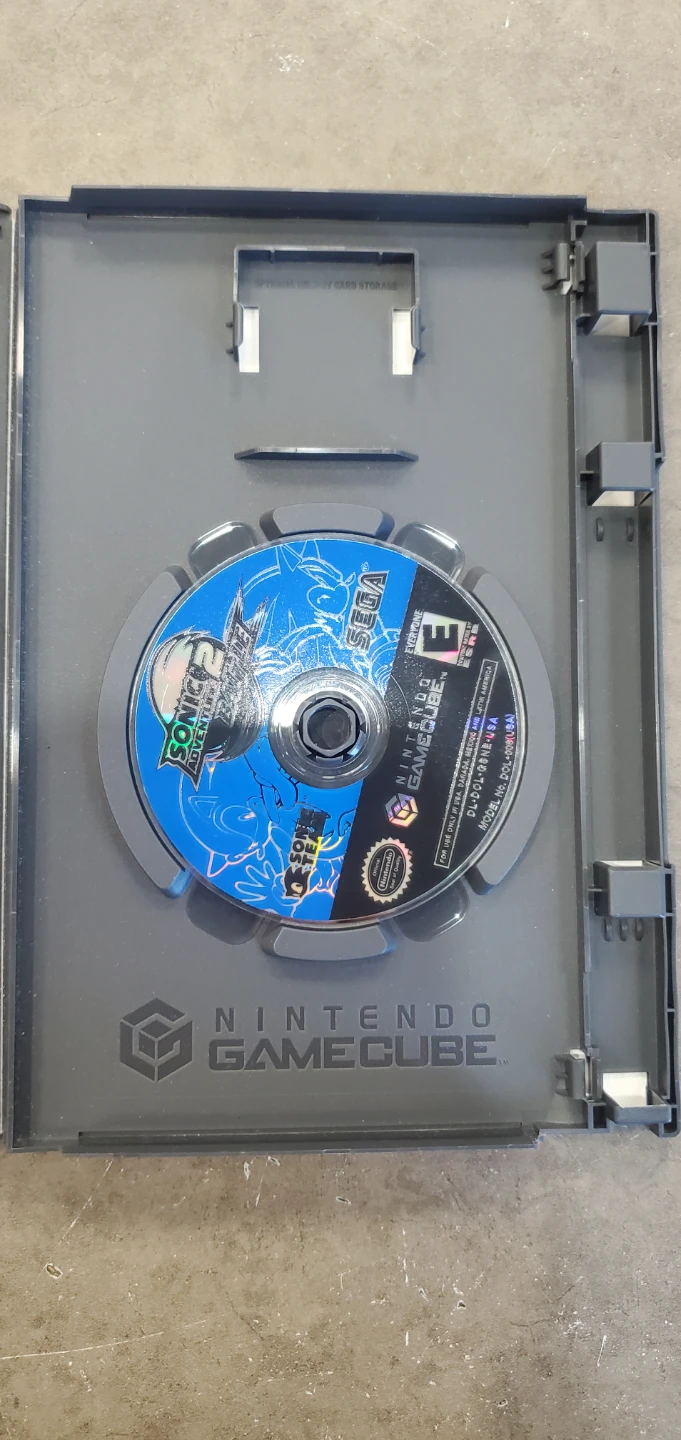 Sonic Adventure 2 Battle for Nintendo GameCube - photo 2