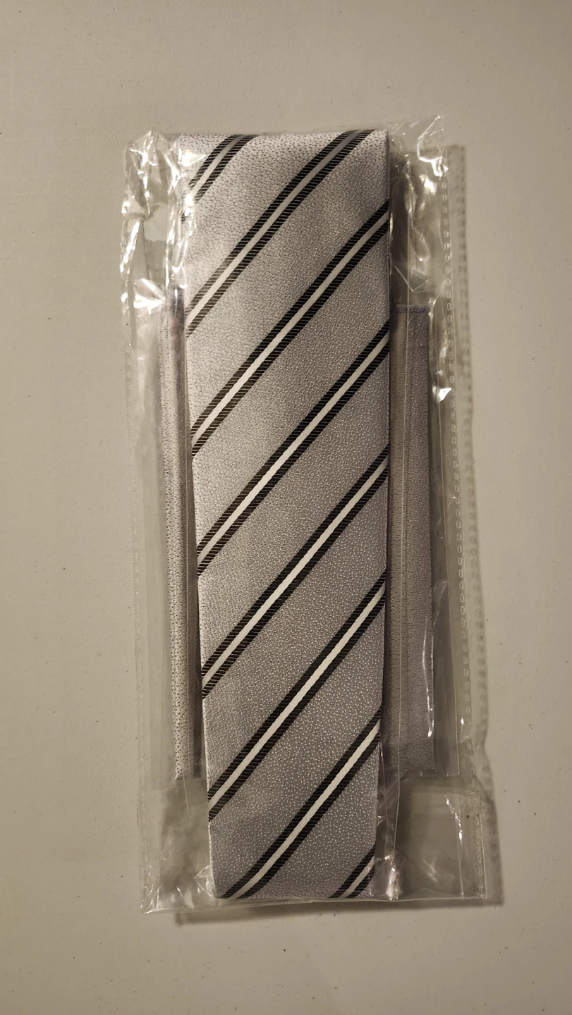 S&W Striped Necktie and Pocket Square Set - photo 2