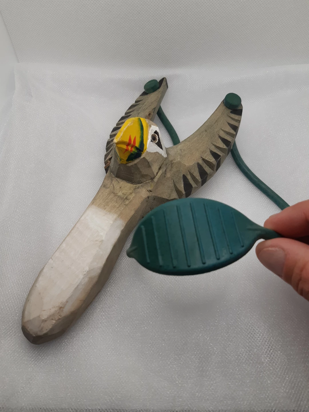 Hand carved wooden animal slingshot - photo 3