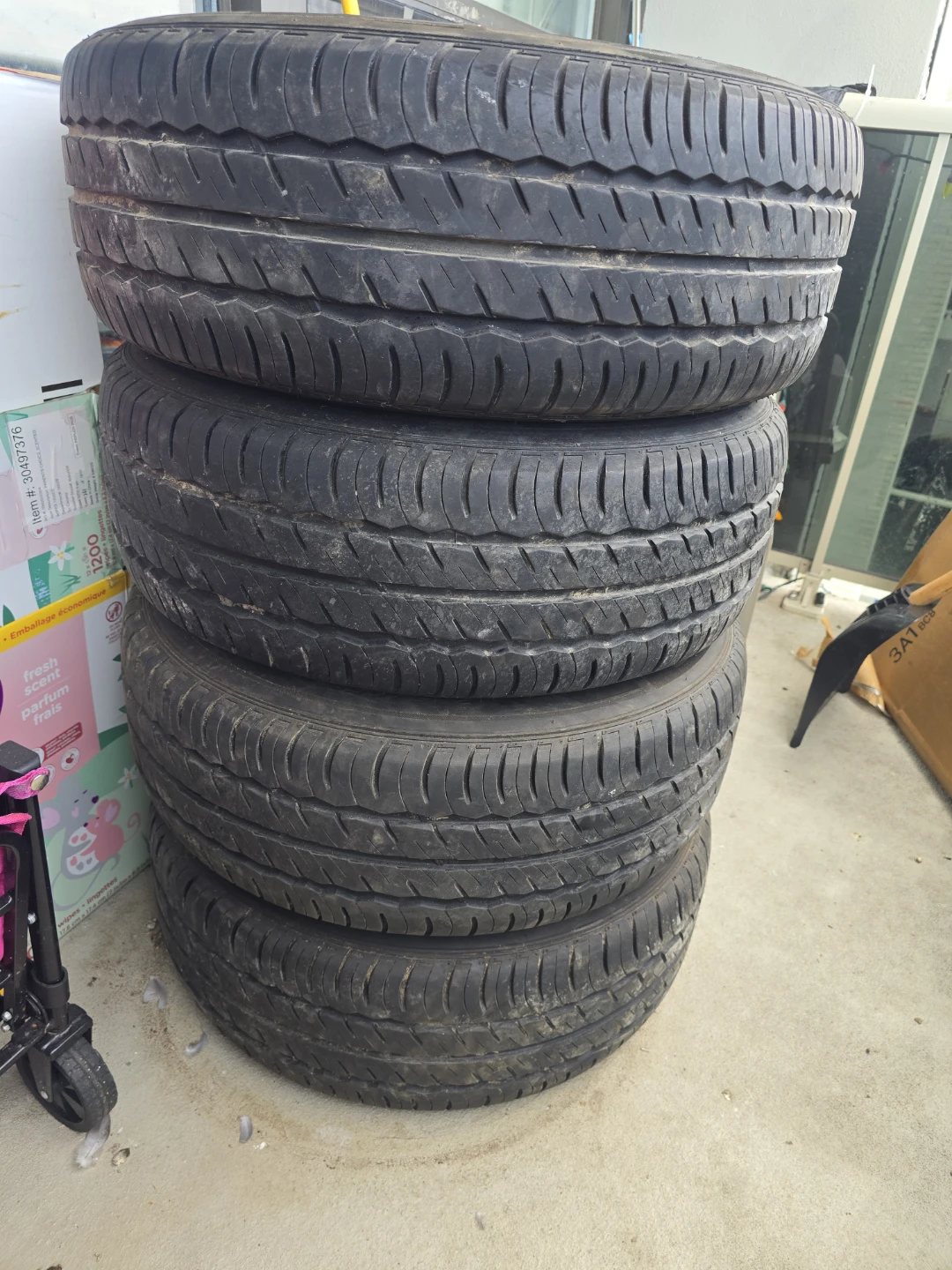 Set of 4 Honda Wheels and Tires 235/65R16 - photo 5