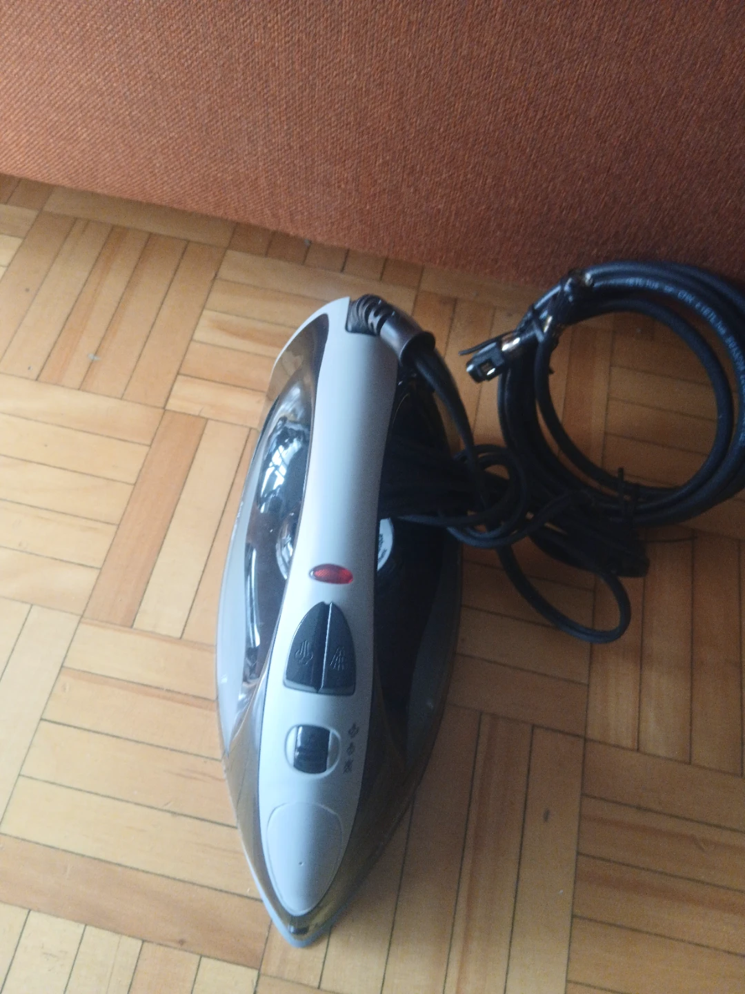 Sunbeam Anti-Calc Steam Iron - photo 2