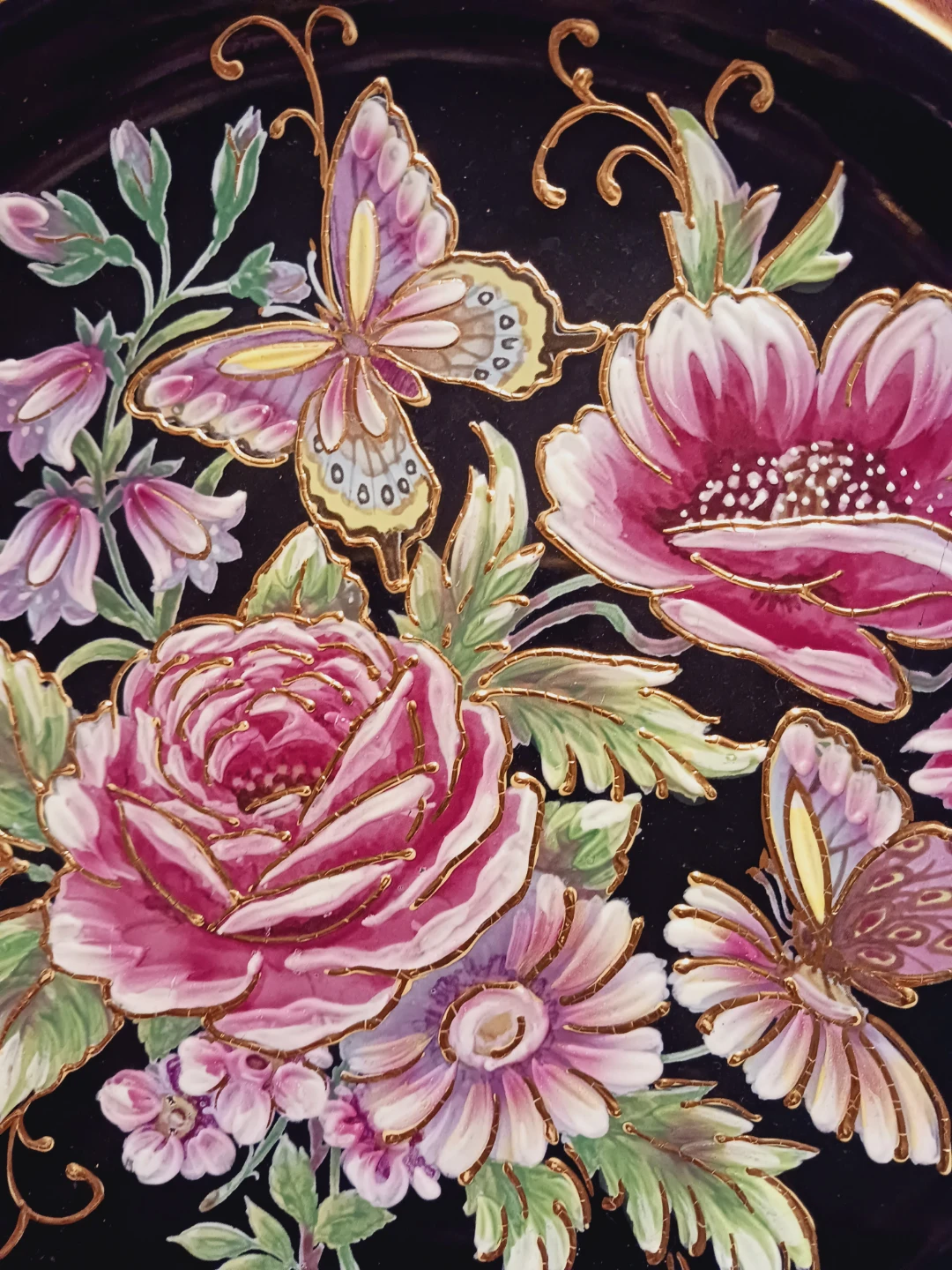J. Spyropoulos Hand Painted 24K Gold Plate - photo 3