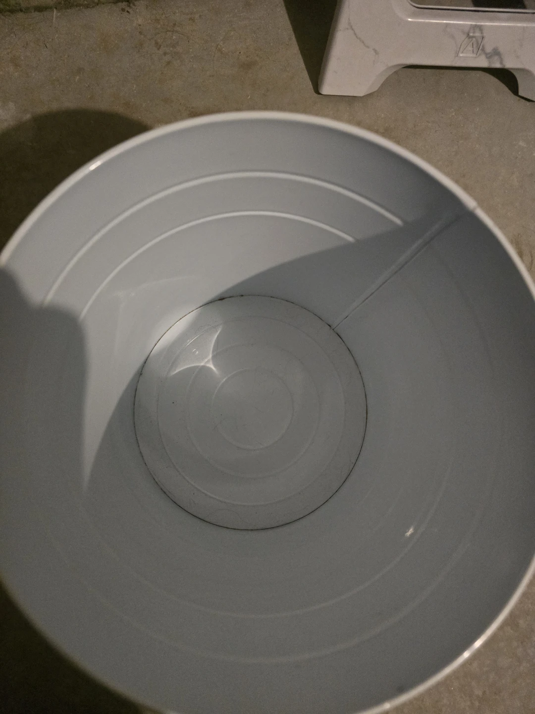 Pet food/toy bin - photo 2