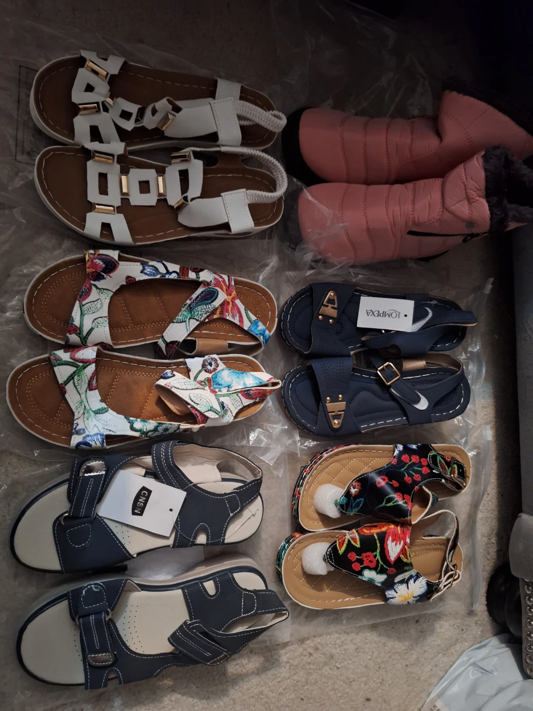 NEW (size 6-7) Selection of New Women's Sandals and Boots