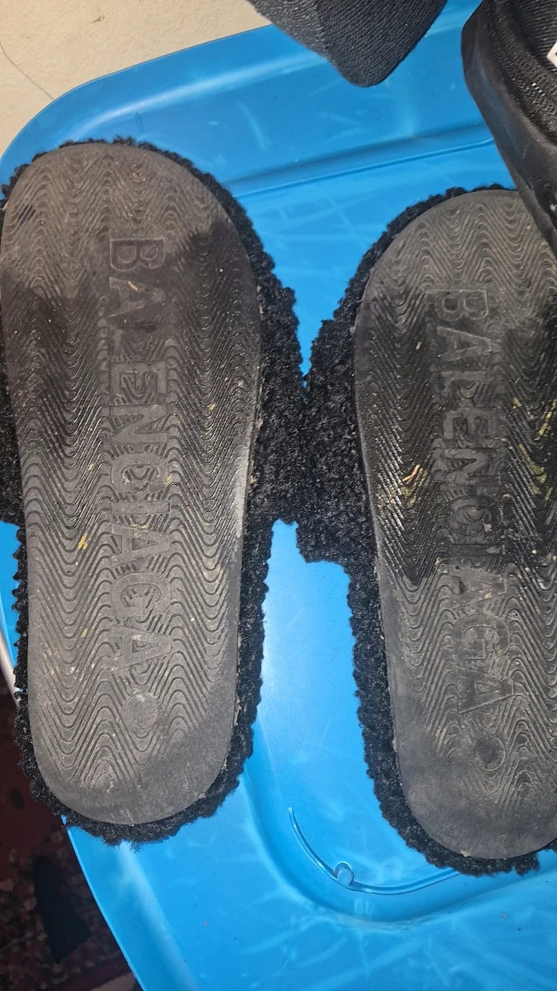 Balenciaga Fur Slides Black - photo 2