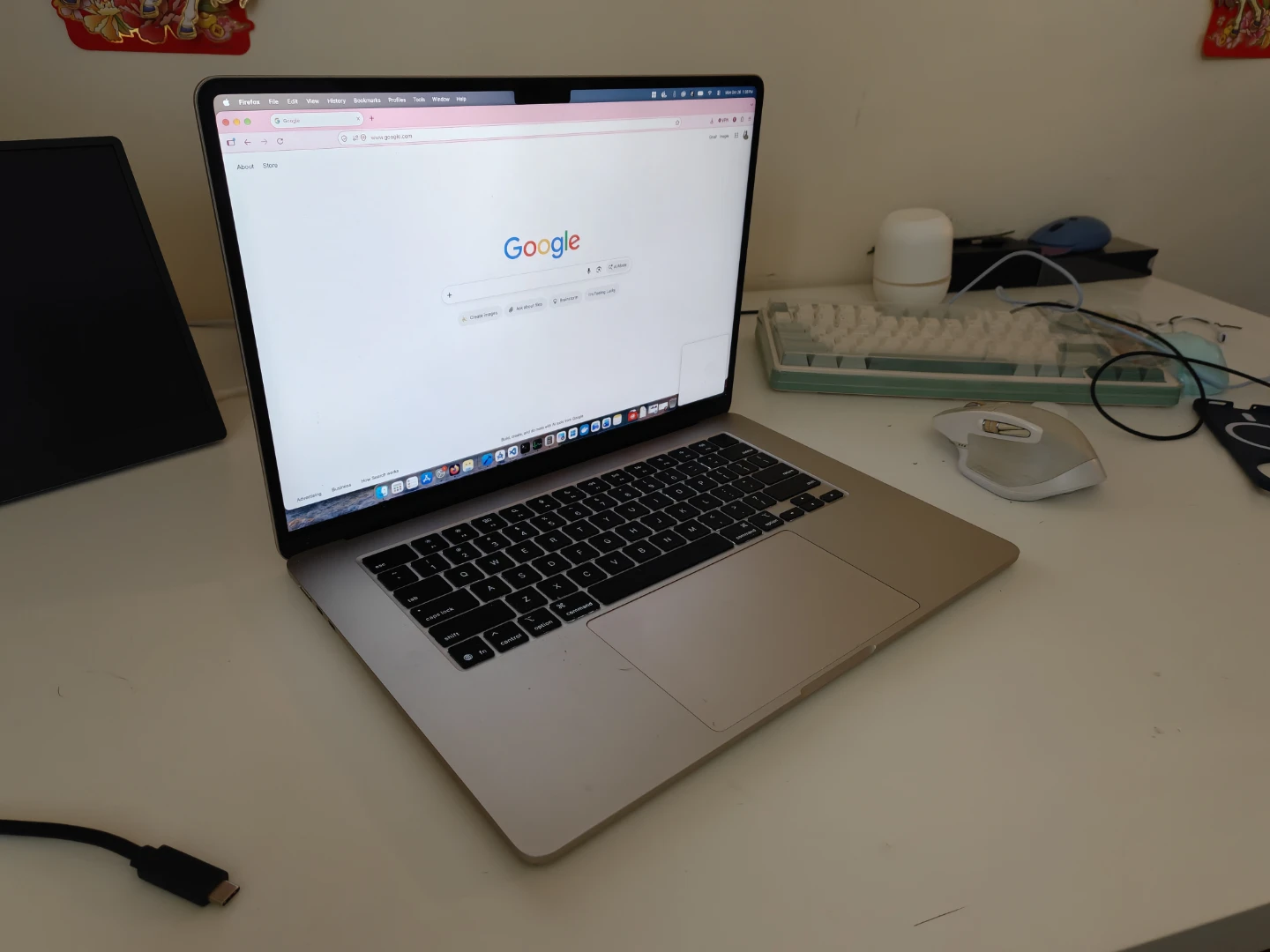 Apple MacBook Air M4 15-inch - photo 2