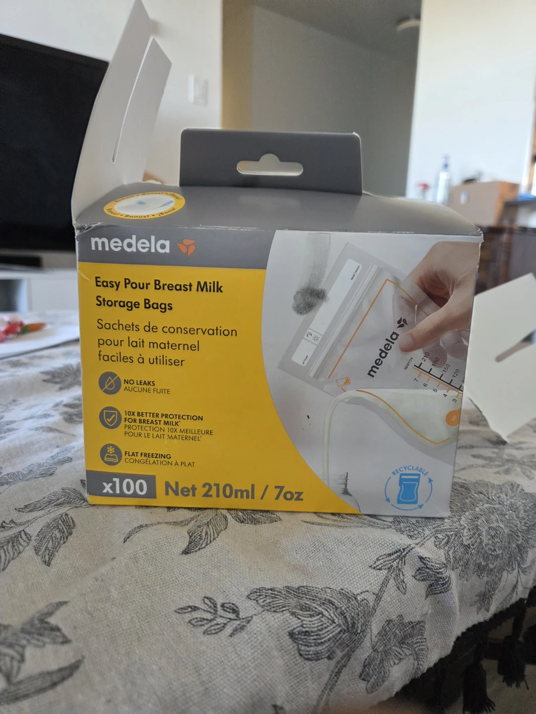 Medela Freestyle Hands-free Breast Pump and Storage Bags - photo 2