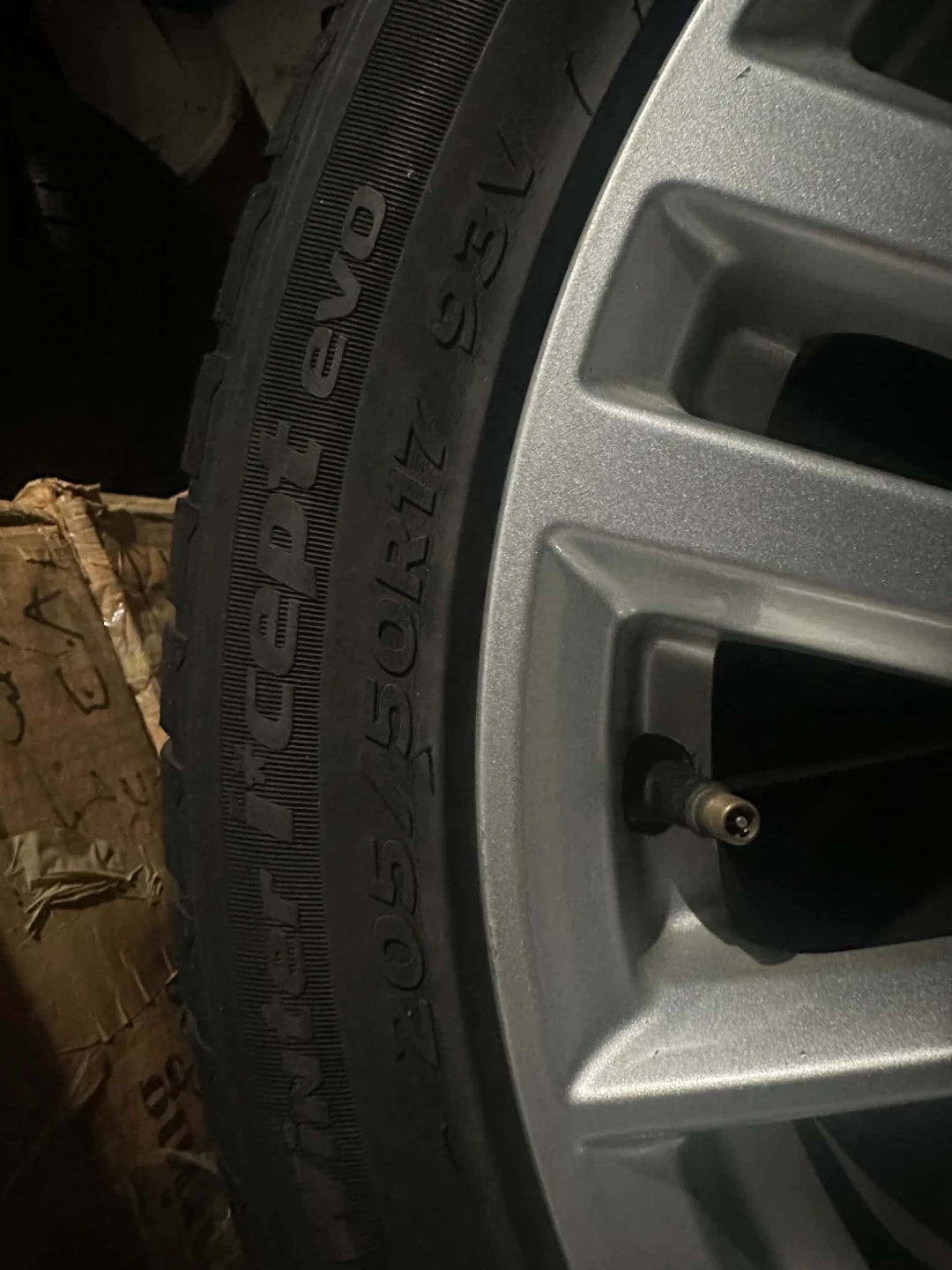 Subaru Winter Tires with Rims 205/50R17 - photo 2