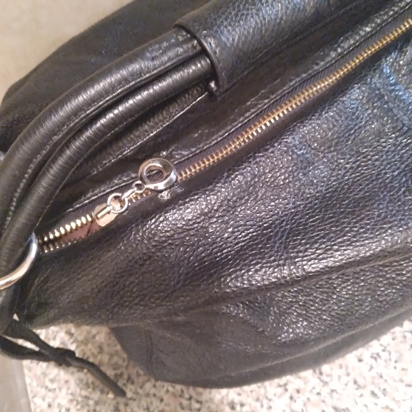 KGB Black Label Leather Handbag - photo 4