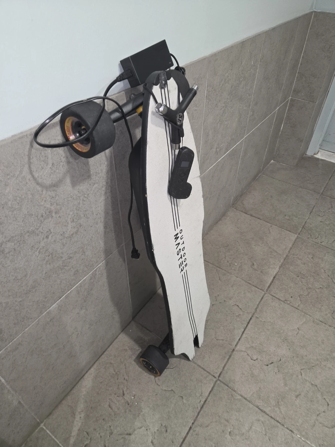 Outdoor Master Electric Skateboard - photo 3