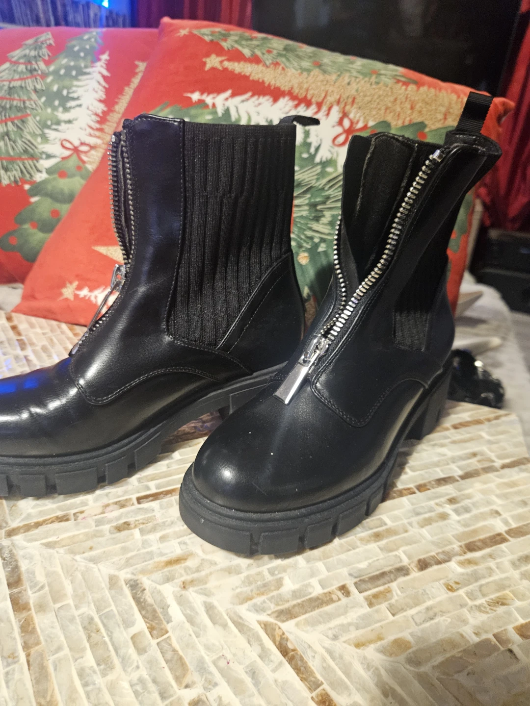 Black Front-Zip Combat Boots Size 6.5