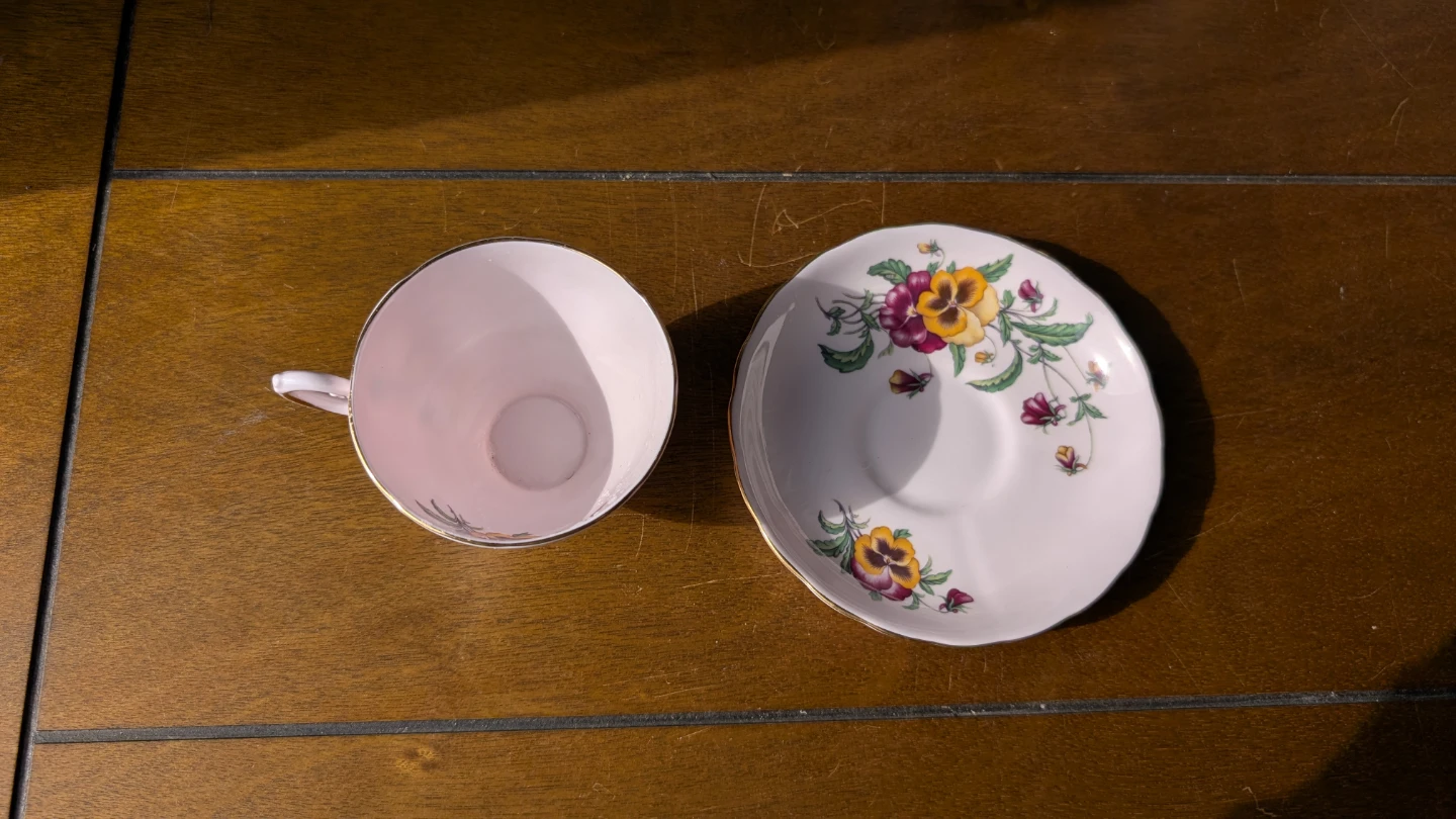 Tuscan Fine English Bone China Teacup and Saucer - photo 3