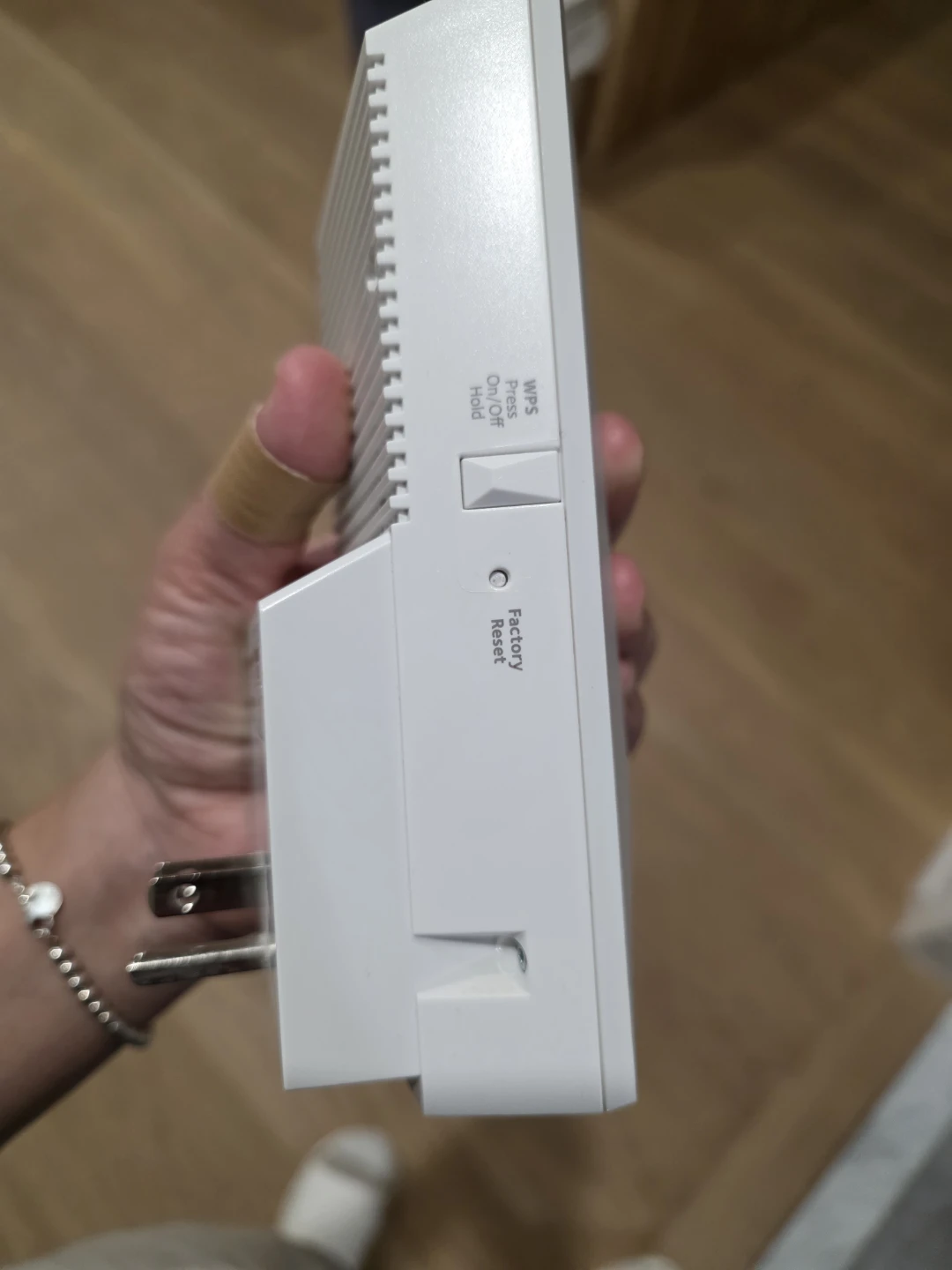 Netgear Nighthawk X4S AC2200 WiFi Range Extender - photo 2