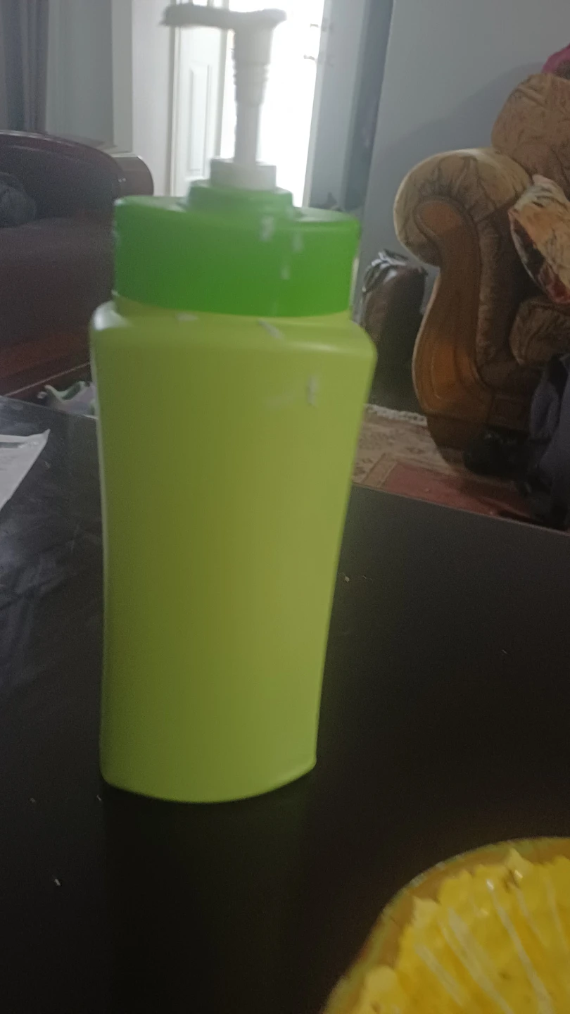 Green Plastic Pump Dispenser Bottle