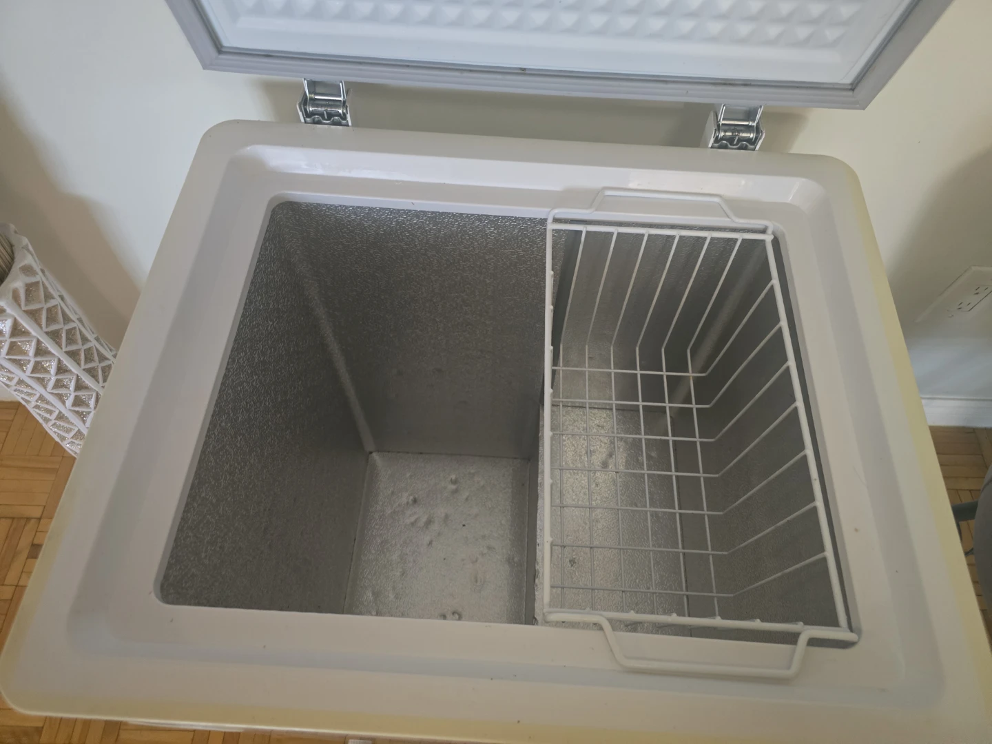 Chest freezer and fridge for sale - photo 3