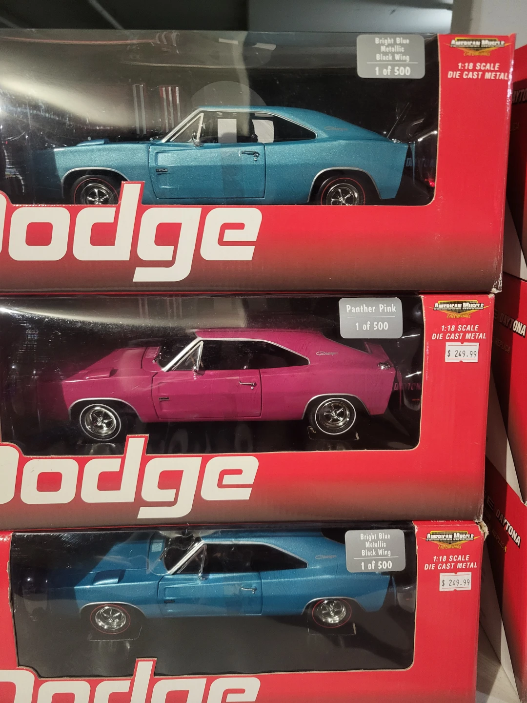Daytona and superbirds in 1:18 Scale Die-Cast Muscle Cars