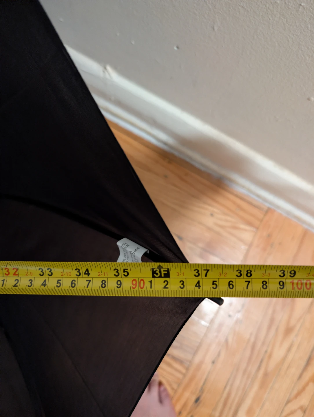 Sports Illustrated Umbrellas brand new with cover- Brand New - photo 3