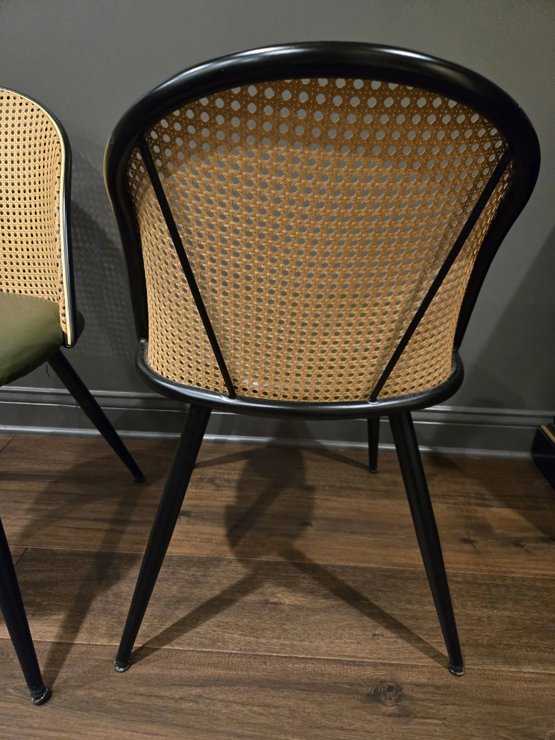 Set of Two Green Rattan Accent Chairs - photo 4