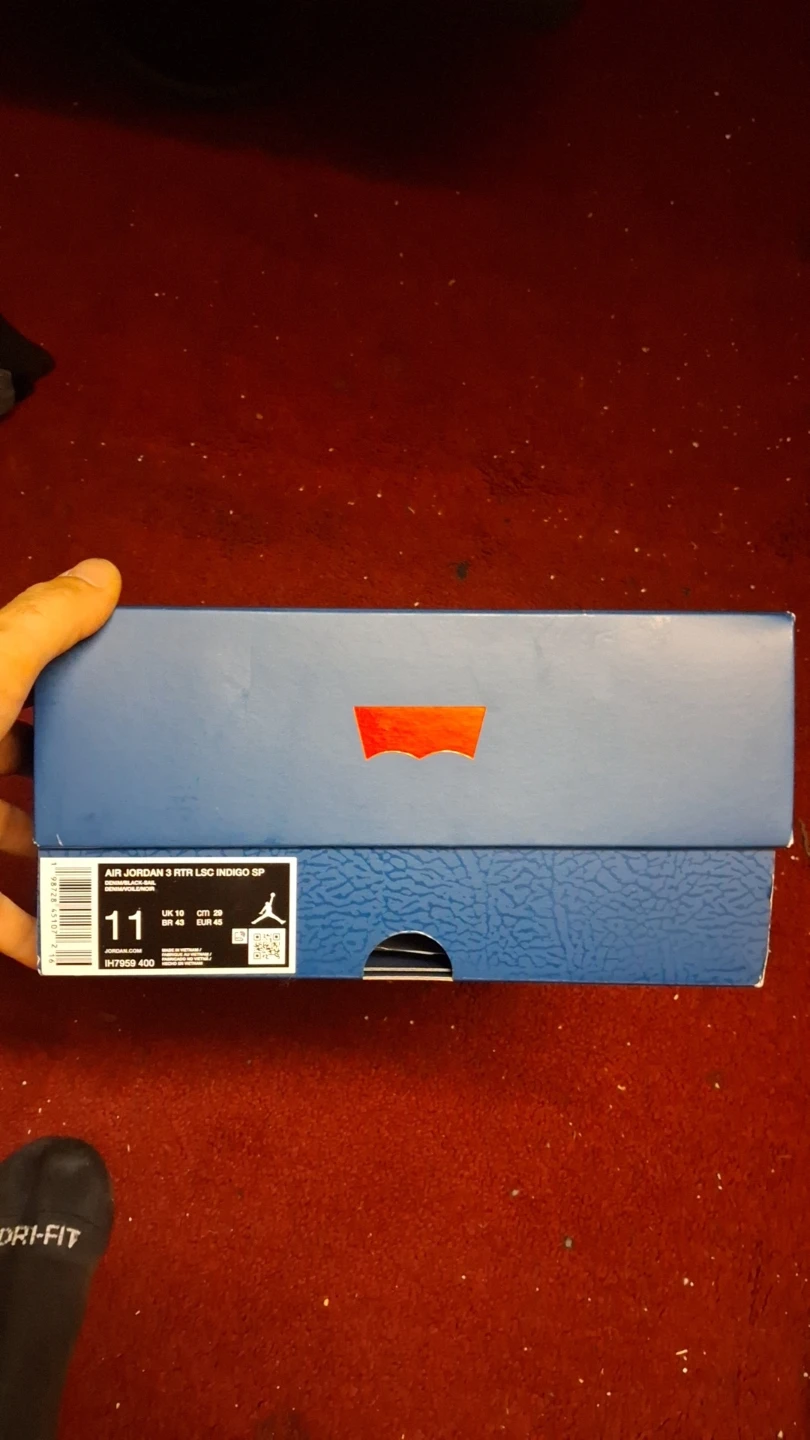 Nike Air Jordan 3 Retro x Levi's Denim Size 11 - photo 3