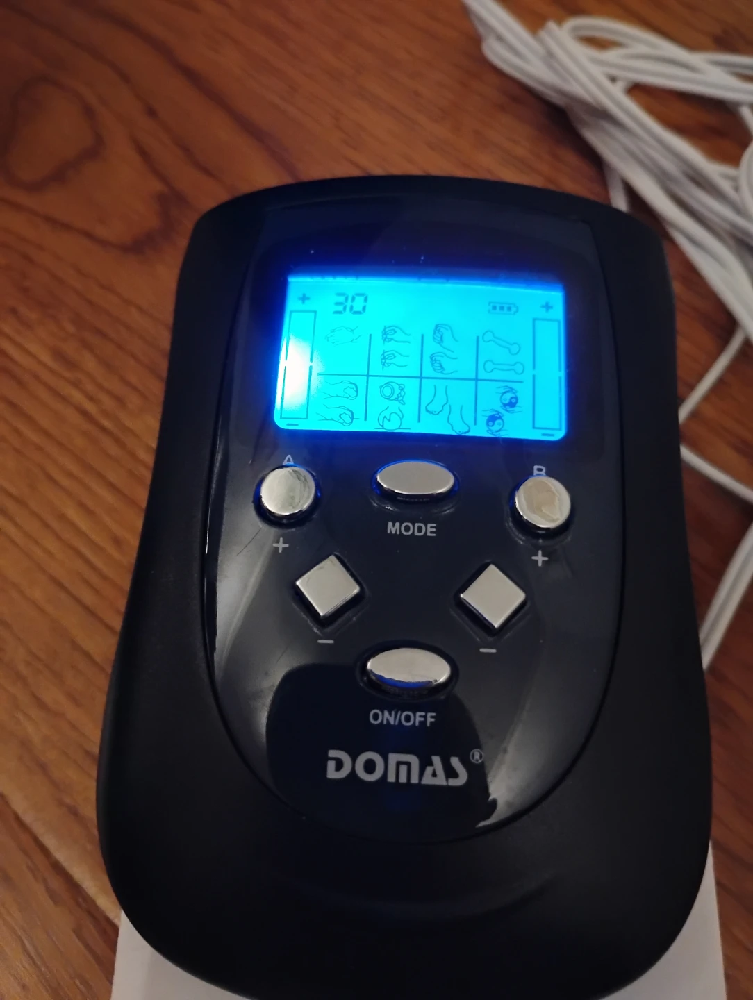 Domas Abdominal Belt: Electronic Muscle Stimulation (Like New) - photo 4