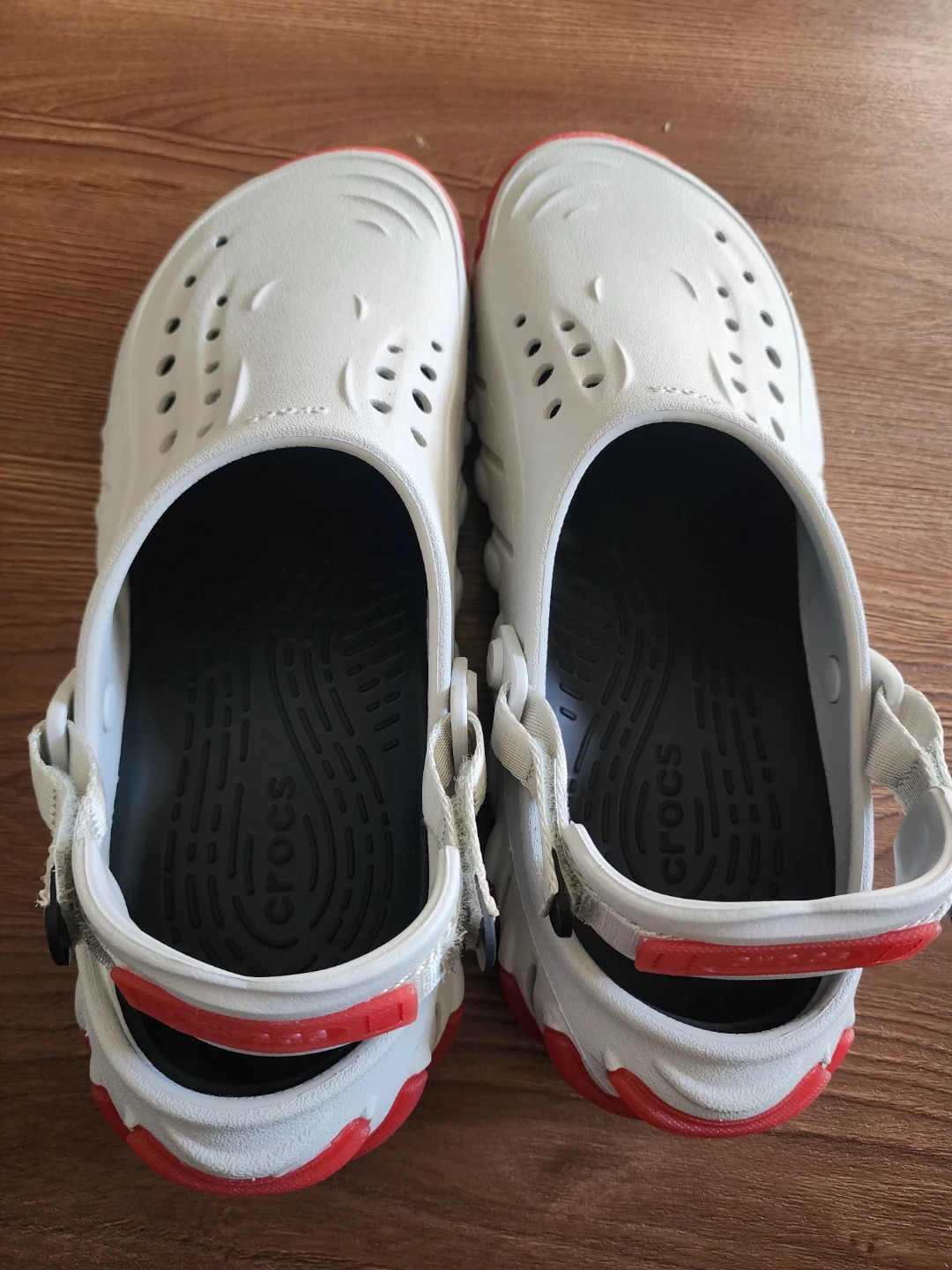 Crocs Offroad Sport Clogs White and Red
