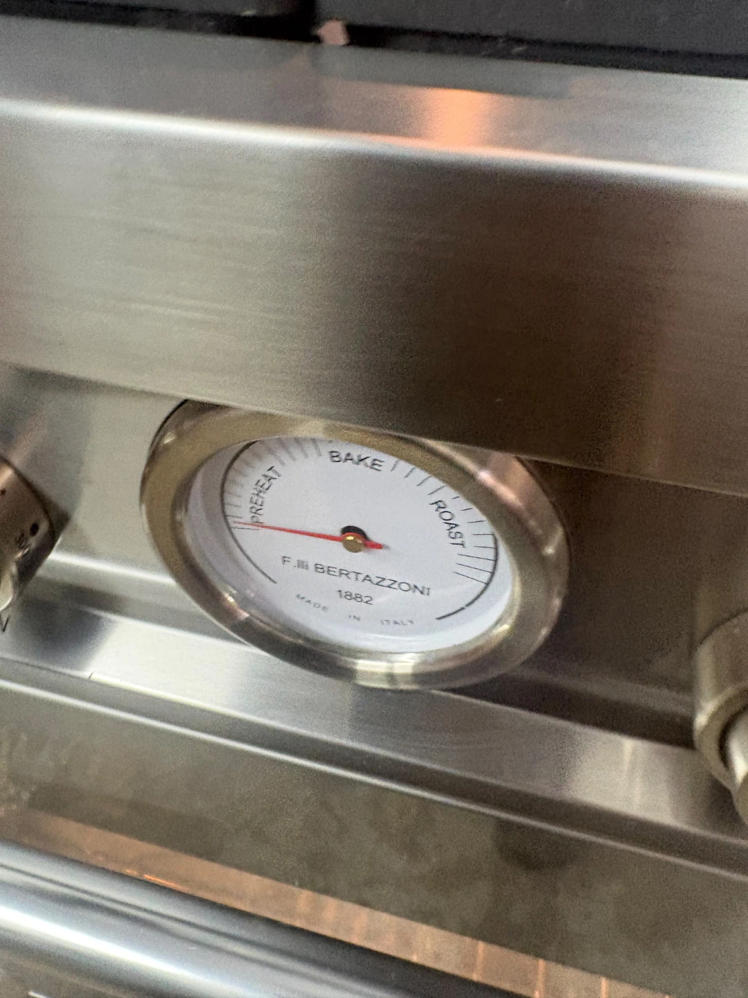 Bertazzoni 30in MAST305GASXE Gas Range - photo 2