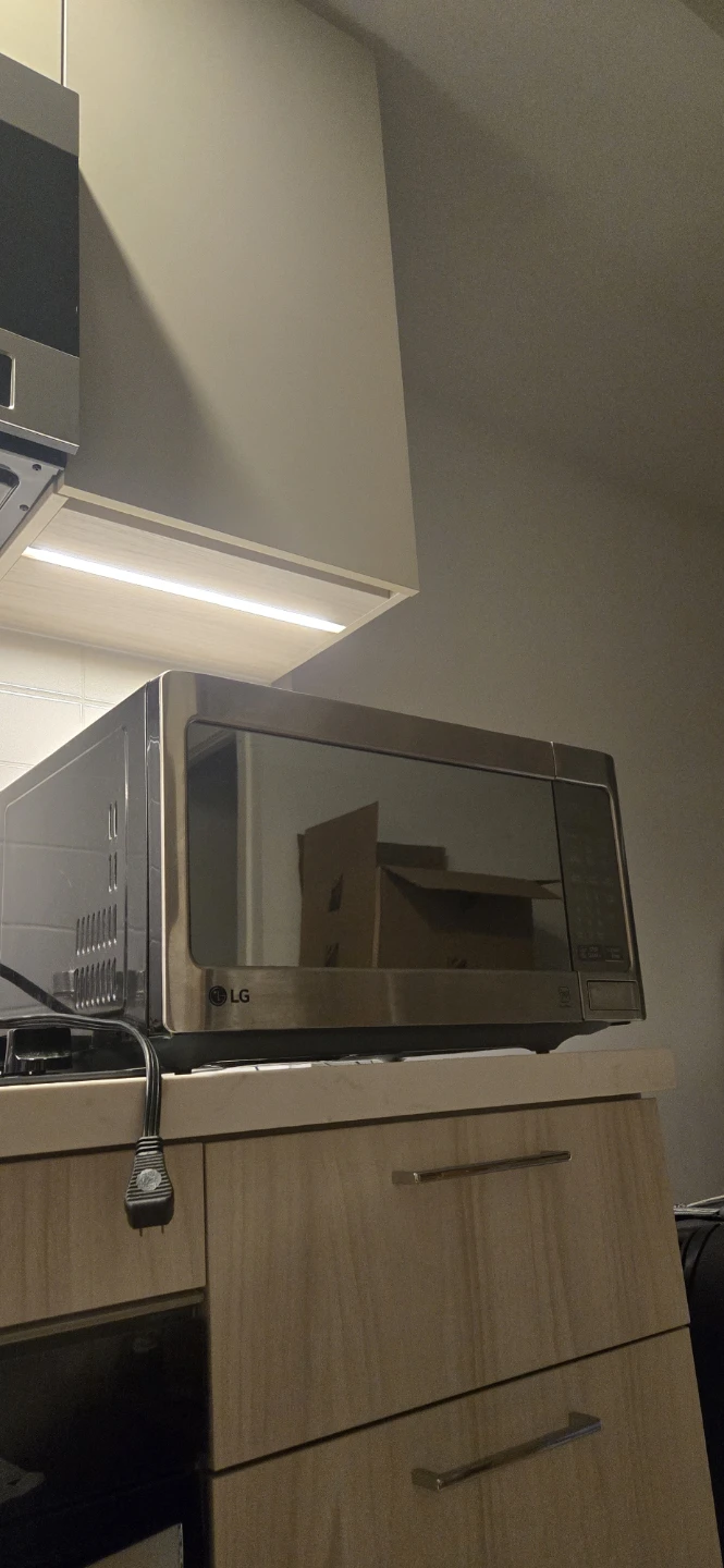 LG Stainless Steel Microwave - photo 2
