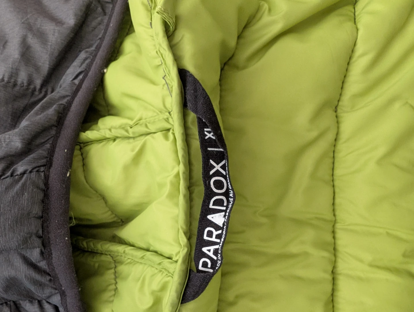 Fall puffer jacket Size XL Youth - photo 3