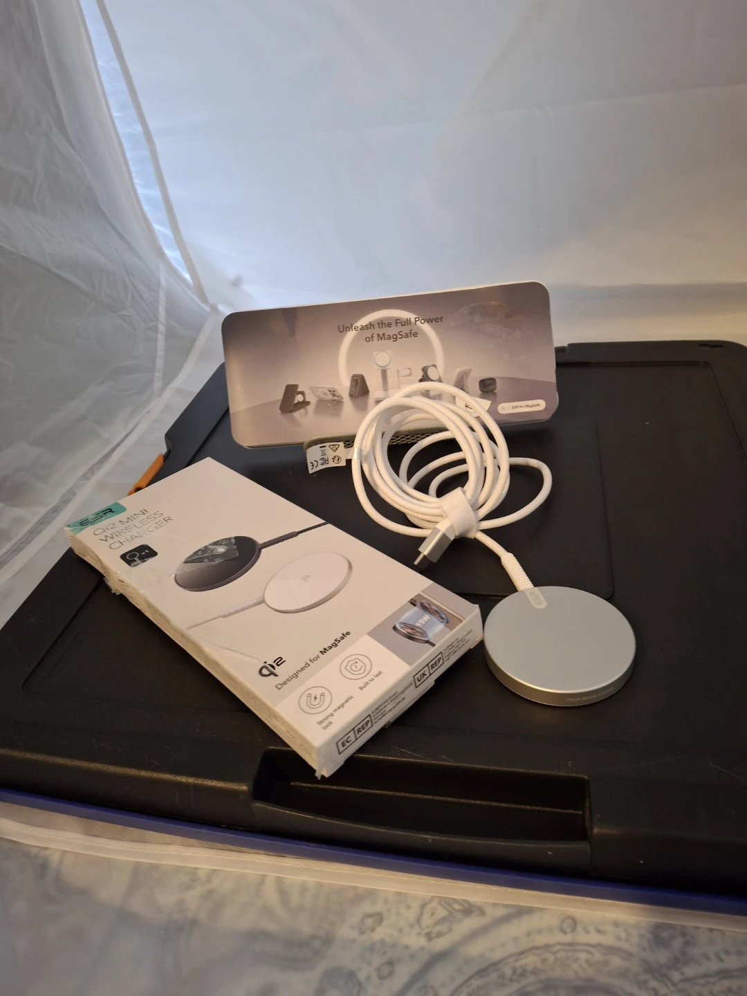ESR Qi2 Mini Wireless Charger