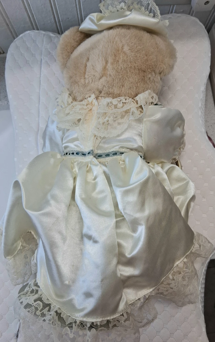 Vintage Collectible Teddy Bear in Lace Dress - photo 3