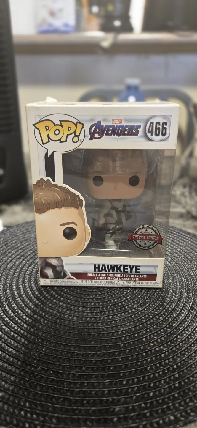 Funko Pop Marvel Avengers Hawkeye Bundle - photo 2
