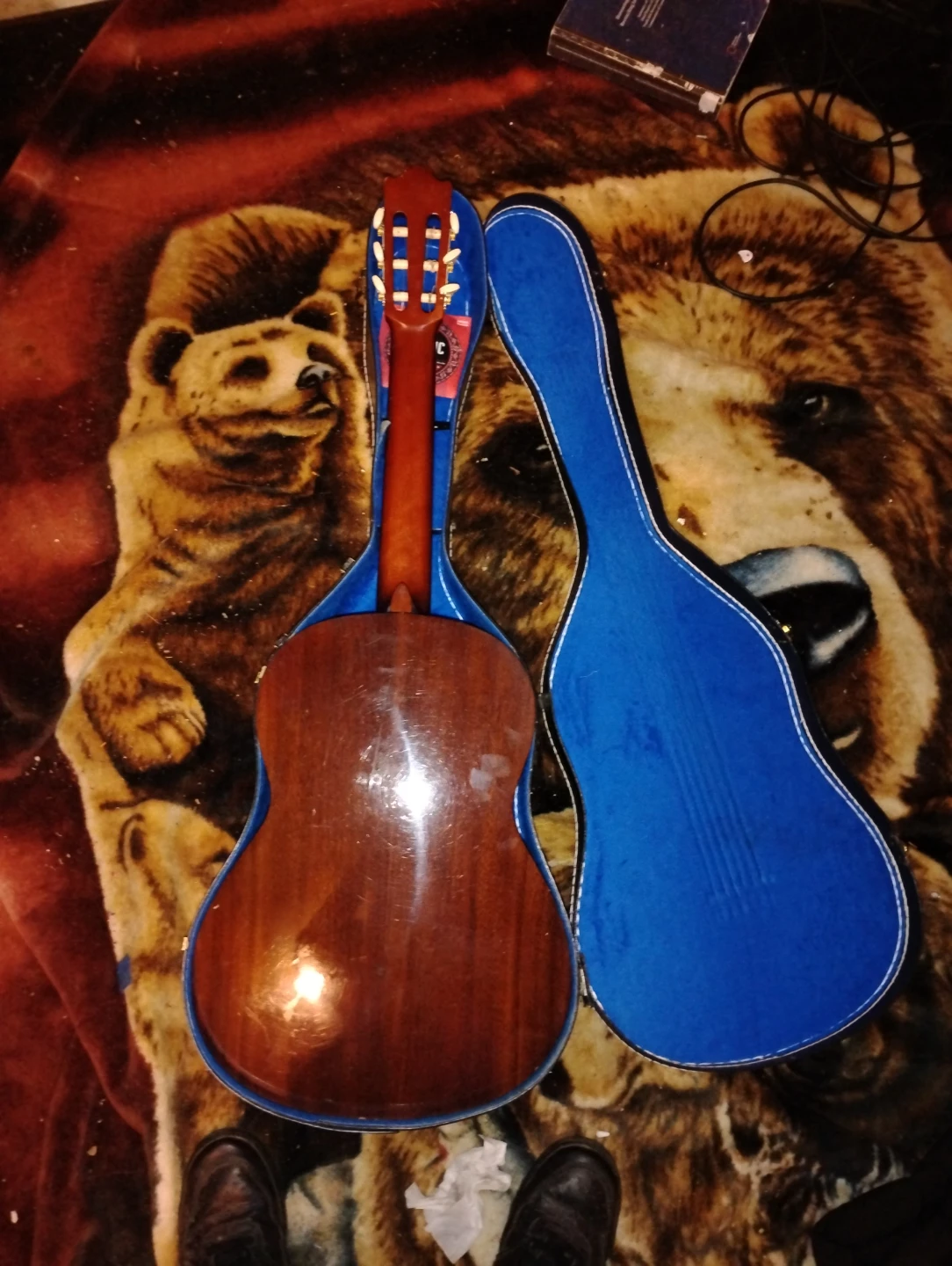 Yamaha G-228 Classical Guitar with Hard Case - photo 3