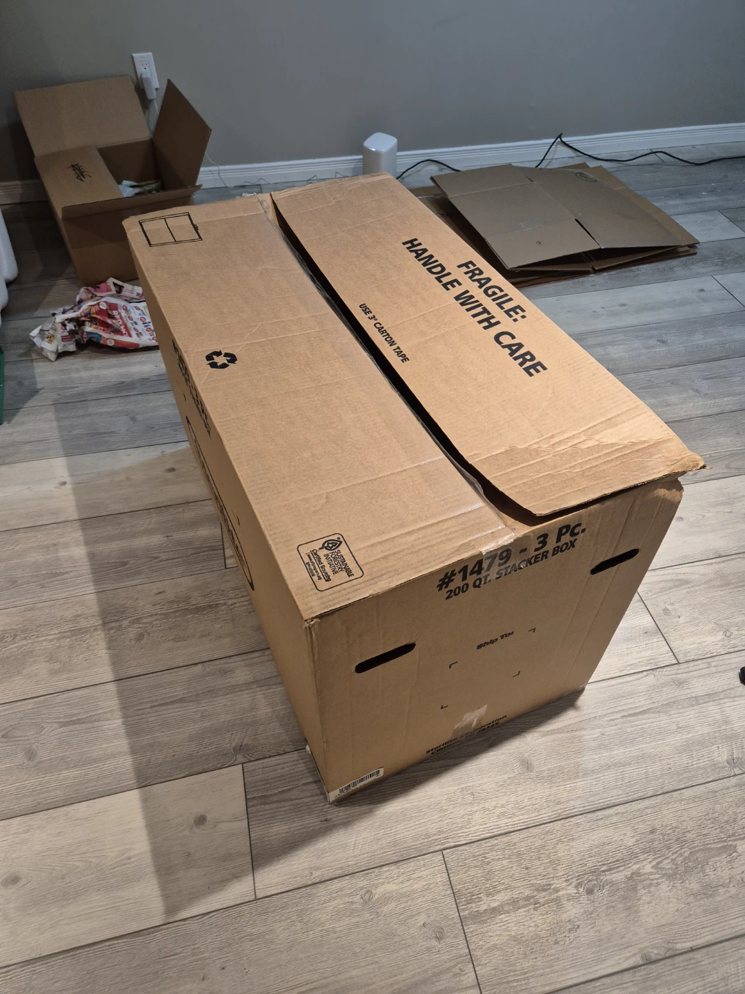Shipping & Moving boxes - photo 4