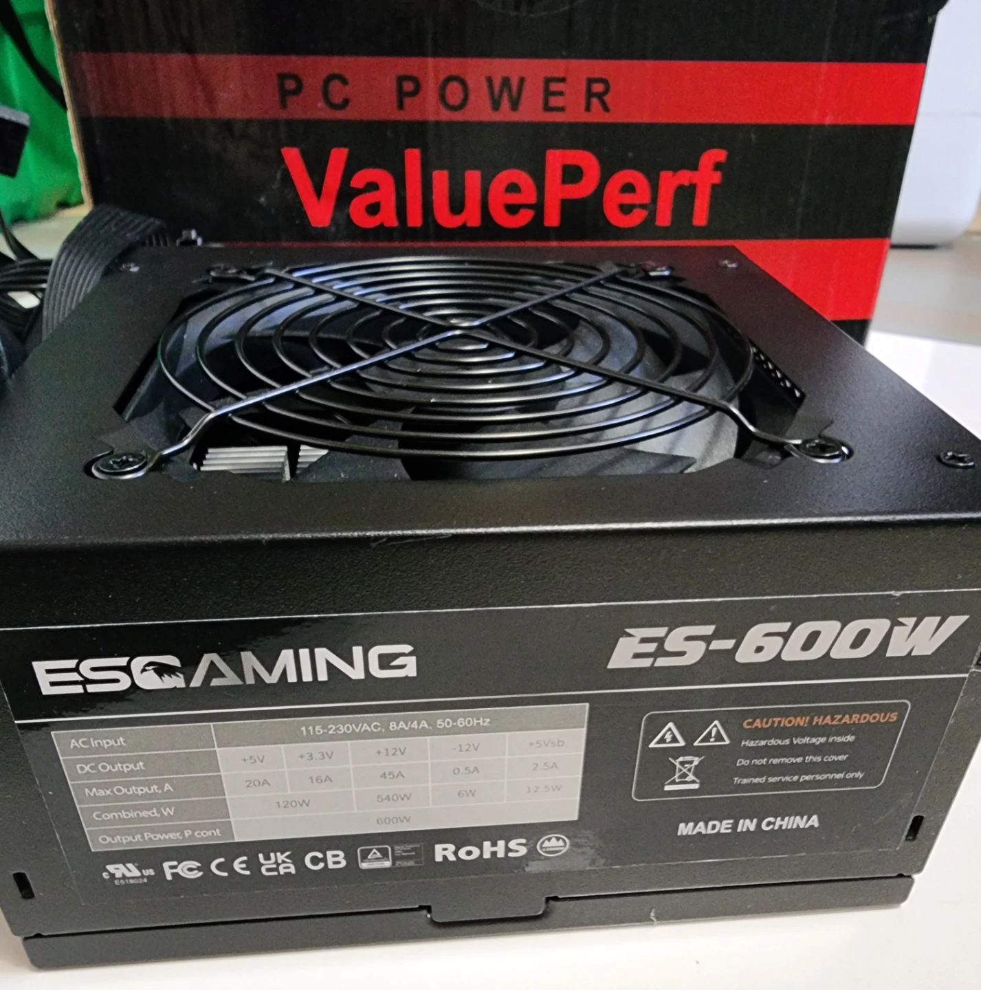 ESGaming 600W PC Power Supply - photo 2