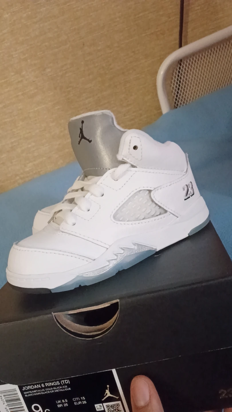 Jordan Boys 5 retro
