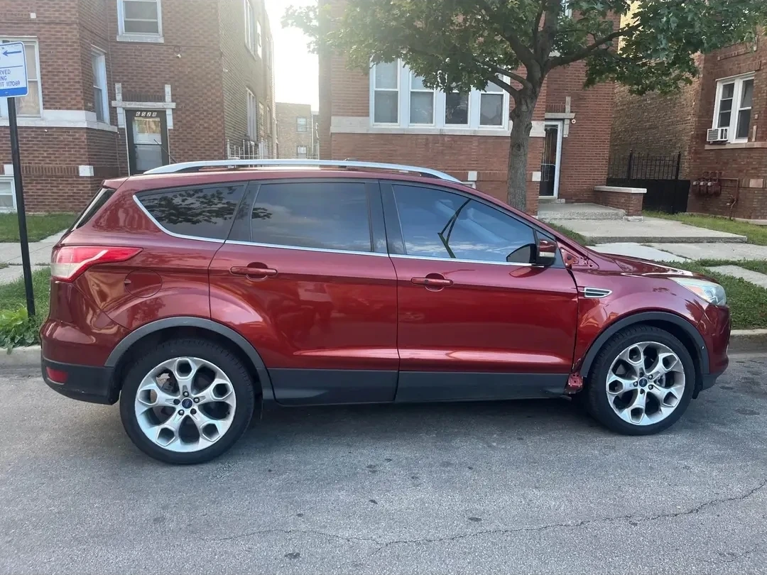 Red Ford Escape SUV 2014