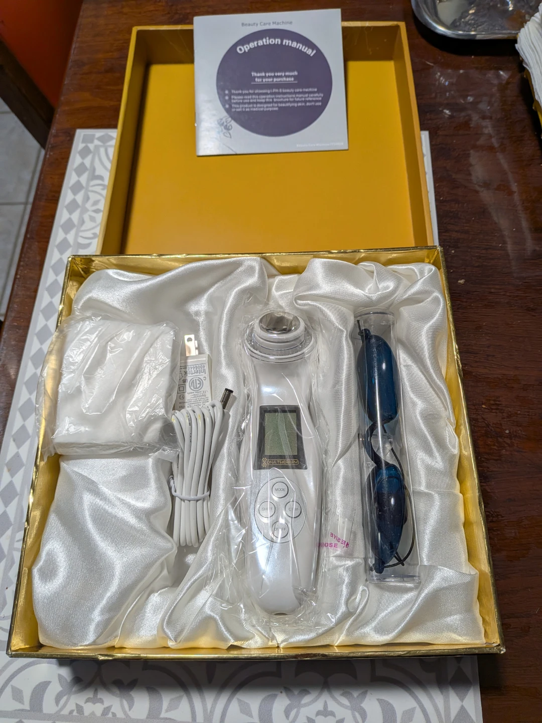 DNA Therapy Face Therapy Device - photo 2