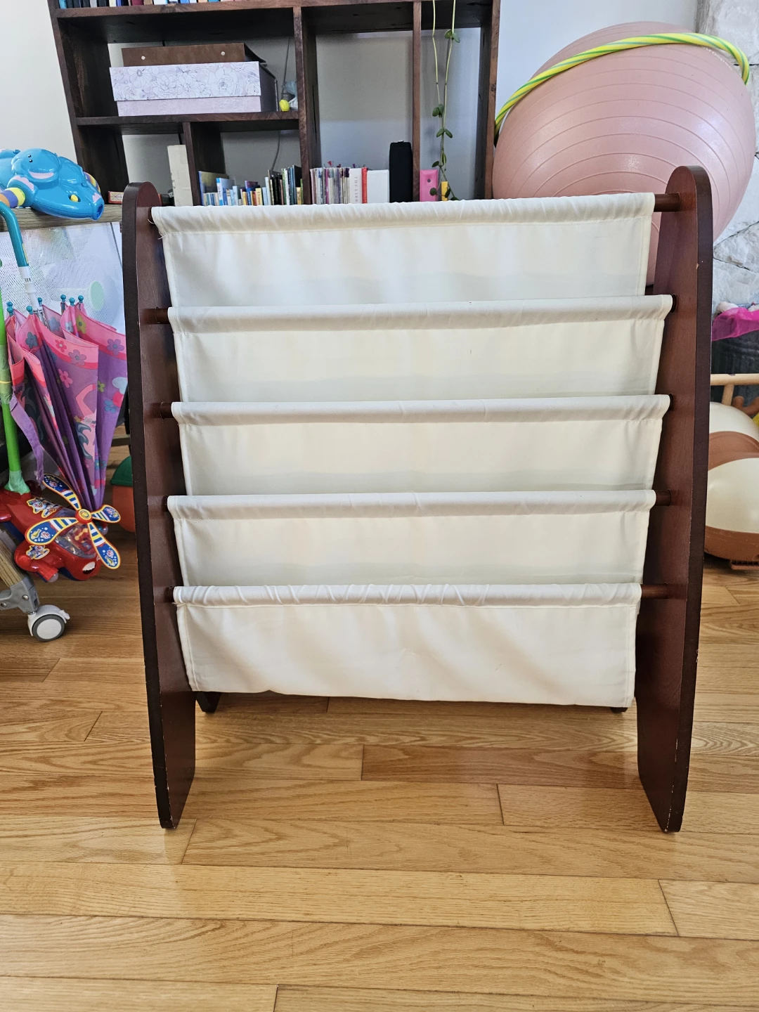 Kids Wooden Book Sling Display Rack