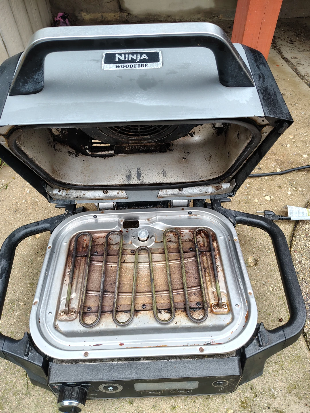 Ninja Woodfire Outdoor Grill - photo 2