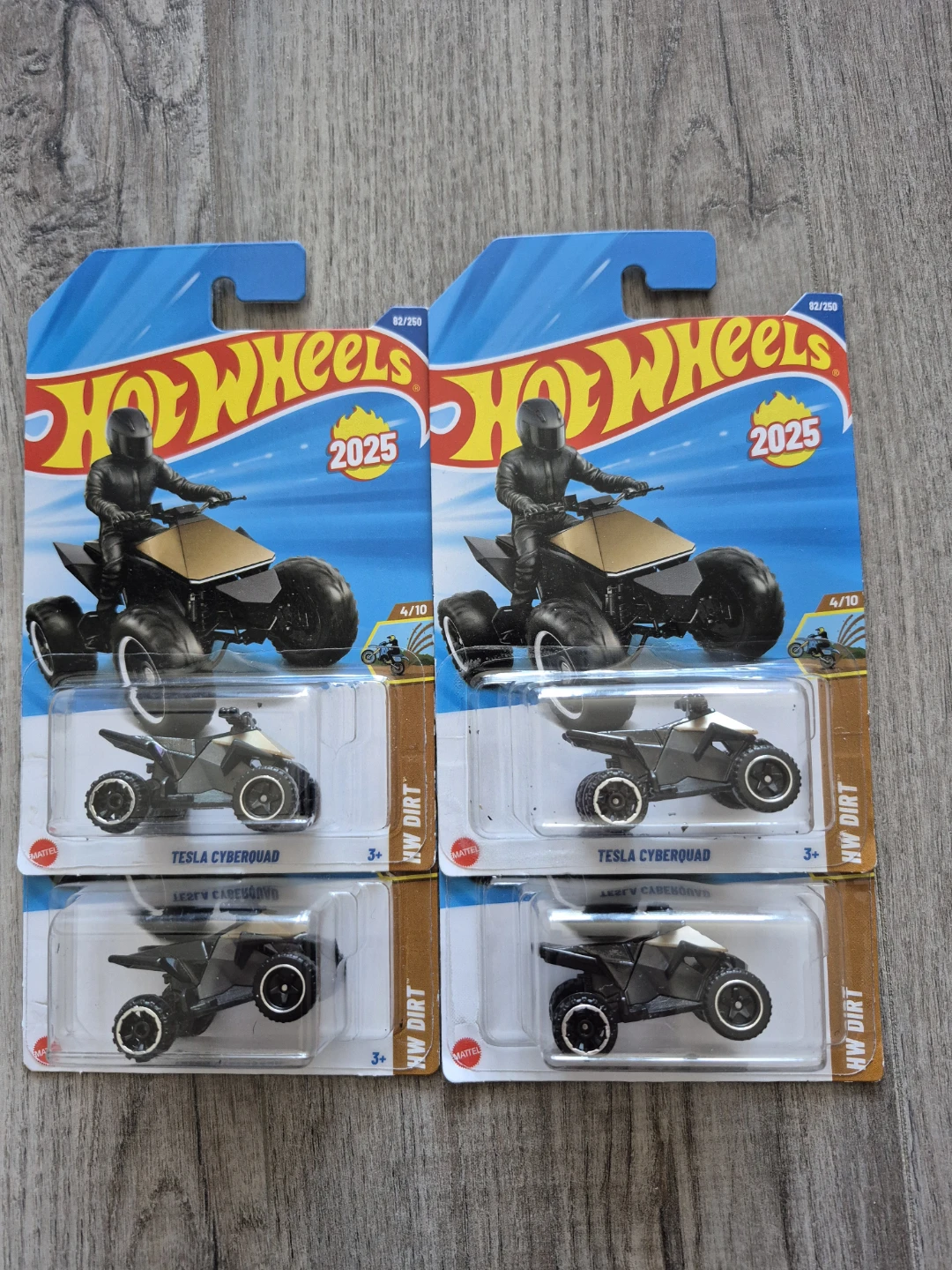 4 Hot Wheels Tesla Cyberquad 2025