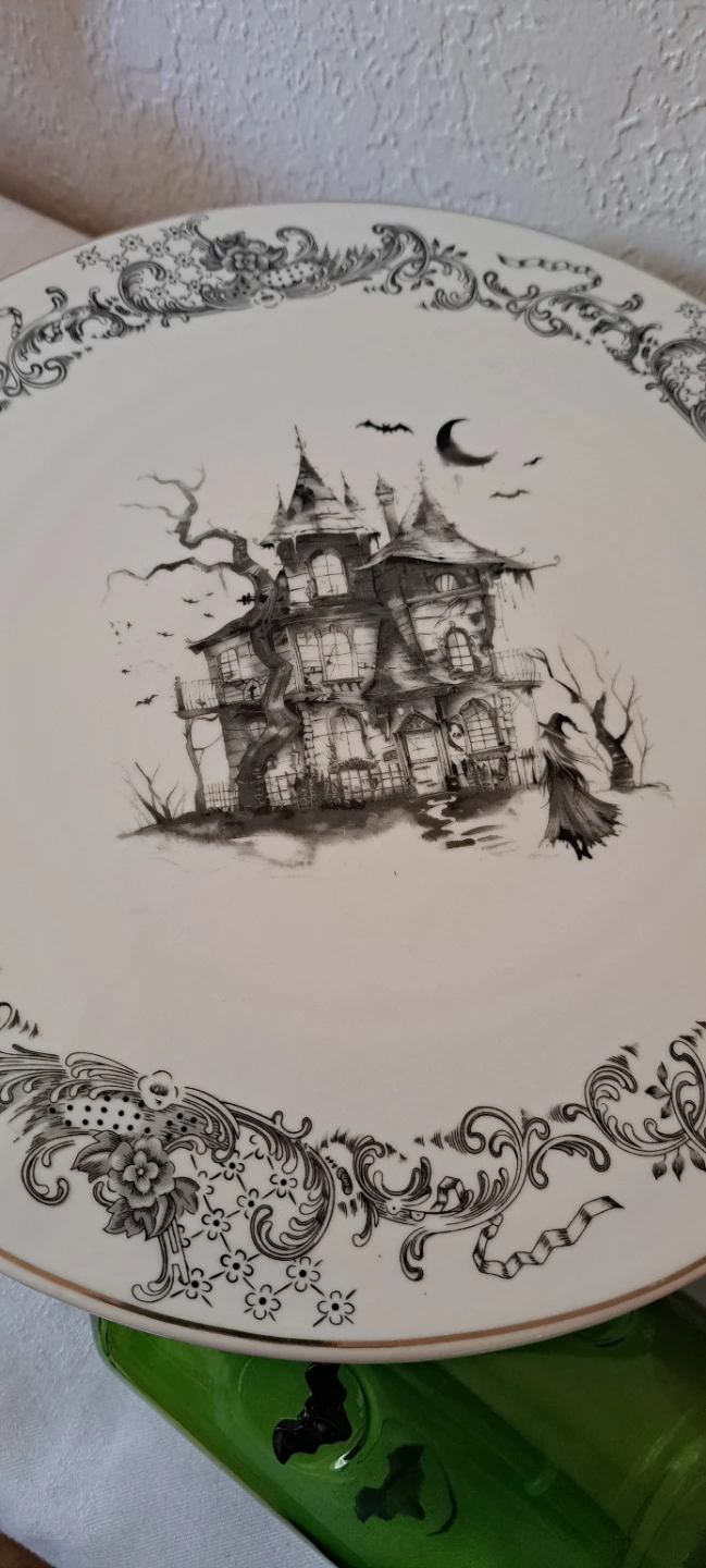 Haunted House Serving Platter - photo 2