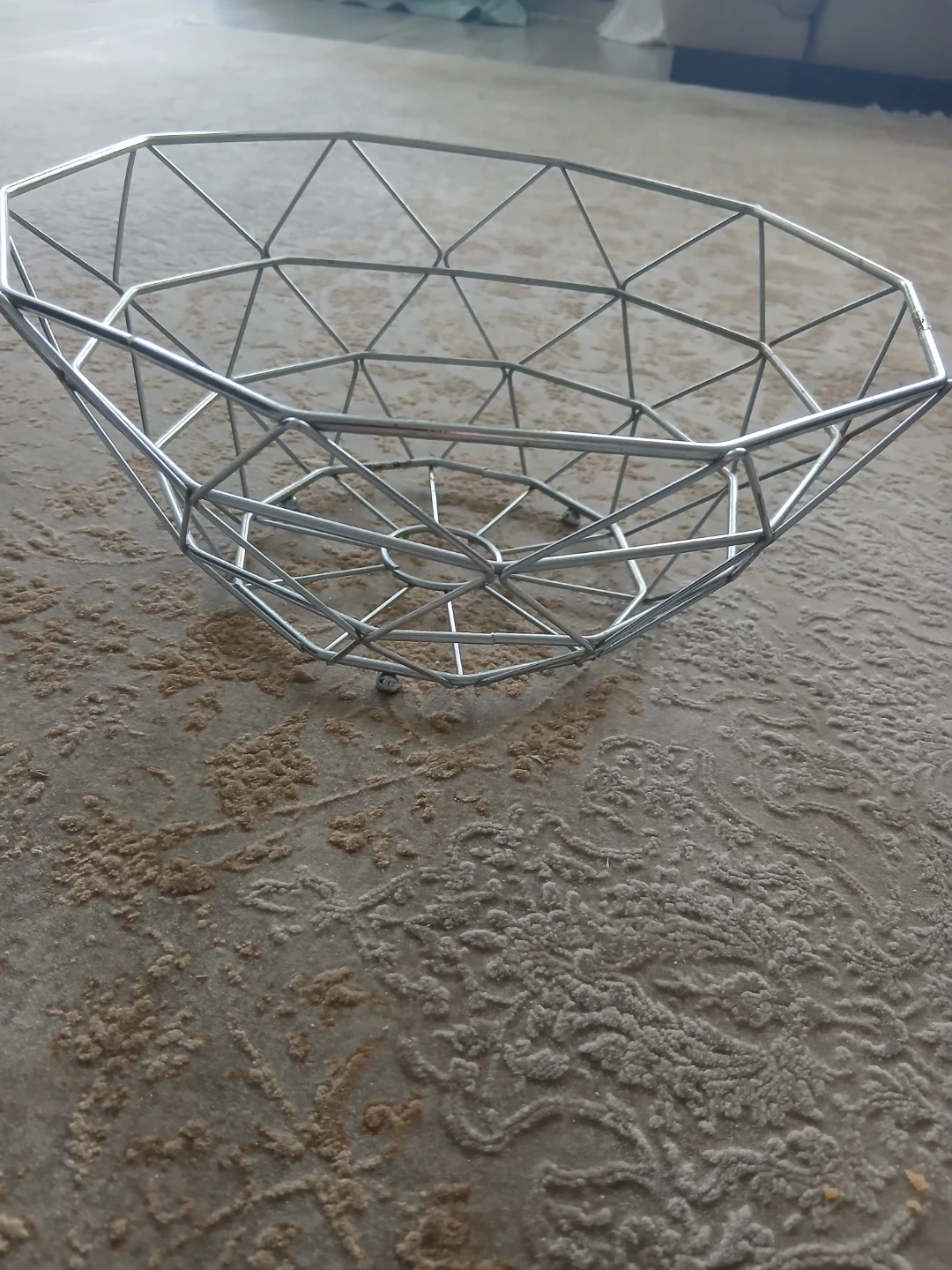 Geometric Silver Metal Fruit Basket