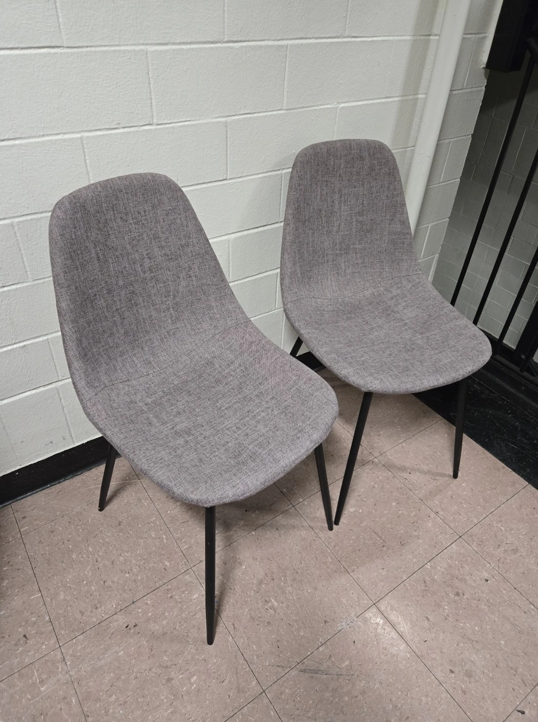 Modern Mid-Century Gray Fabric Dining Chairs Set of 2 - photo 4