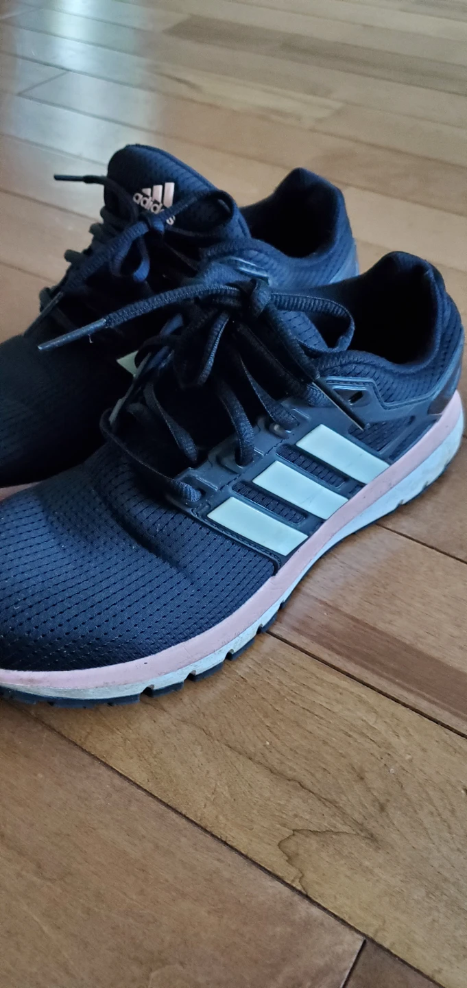 Adidas sneakers. Size 8 - photo 2