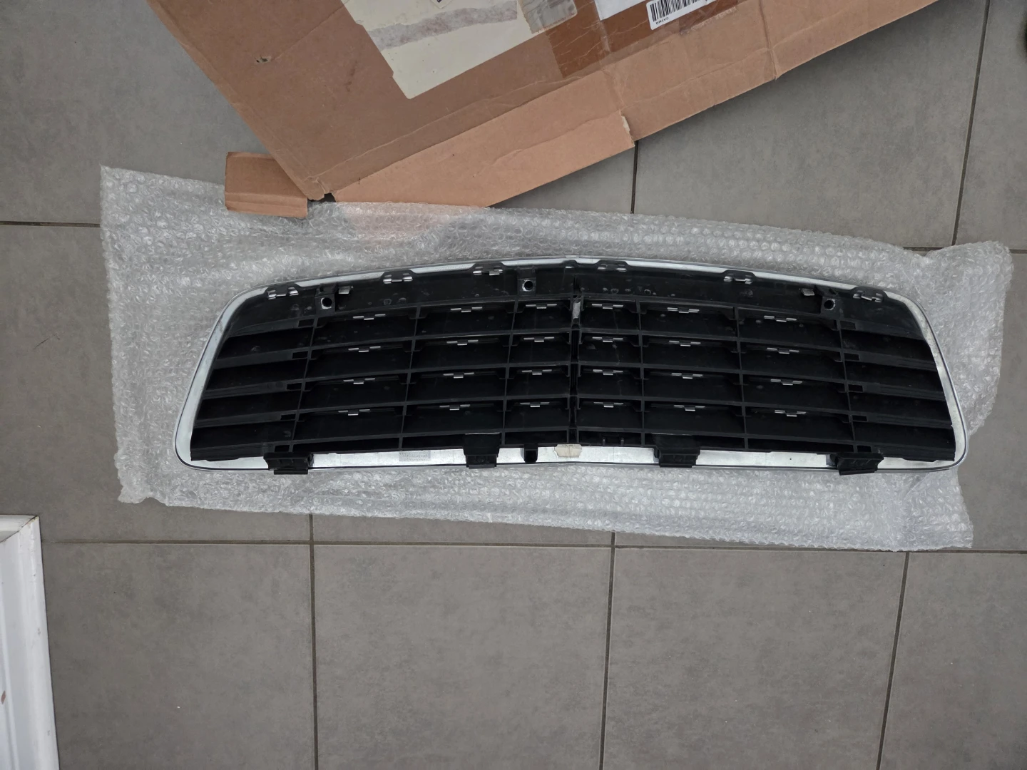 Mercedes-Benz S500Front Grille - photo 2